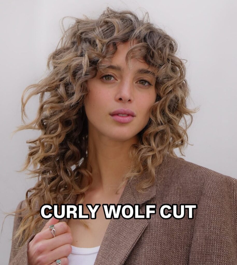 Trendy Winter Hair Cuts 2025/2026 – Styles, Tips & Cold-Weather Care