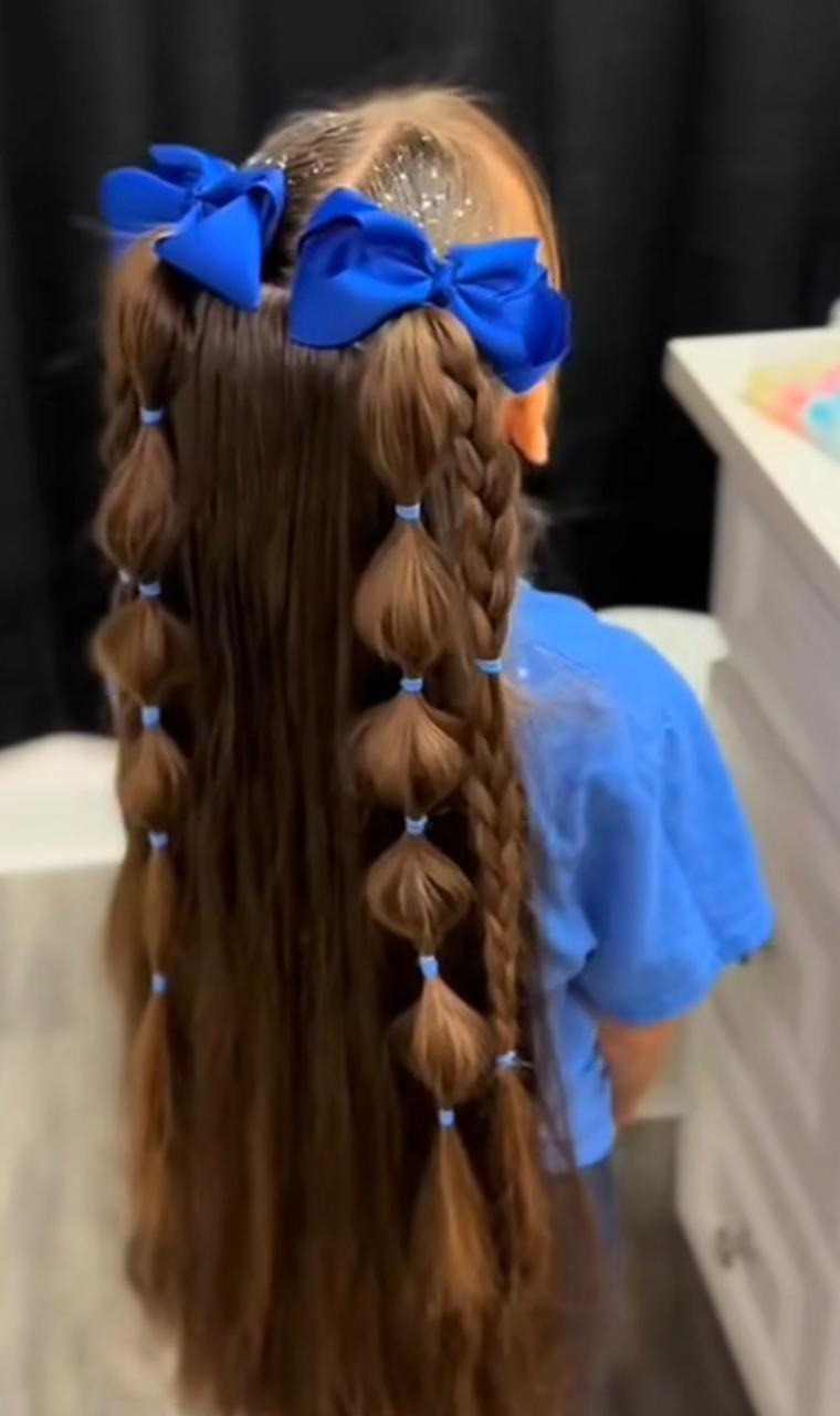Christmas Hairstyles for Kids (Girls): 15 Cute & Festive Styles