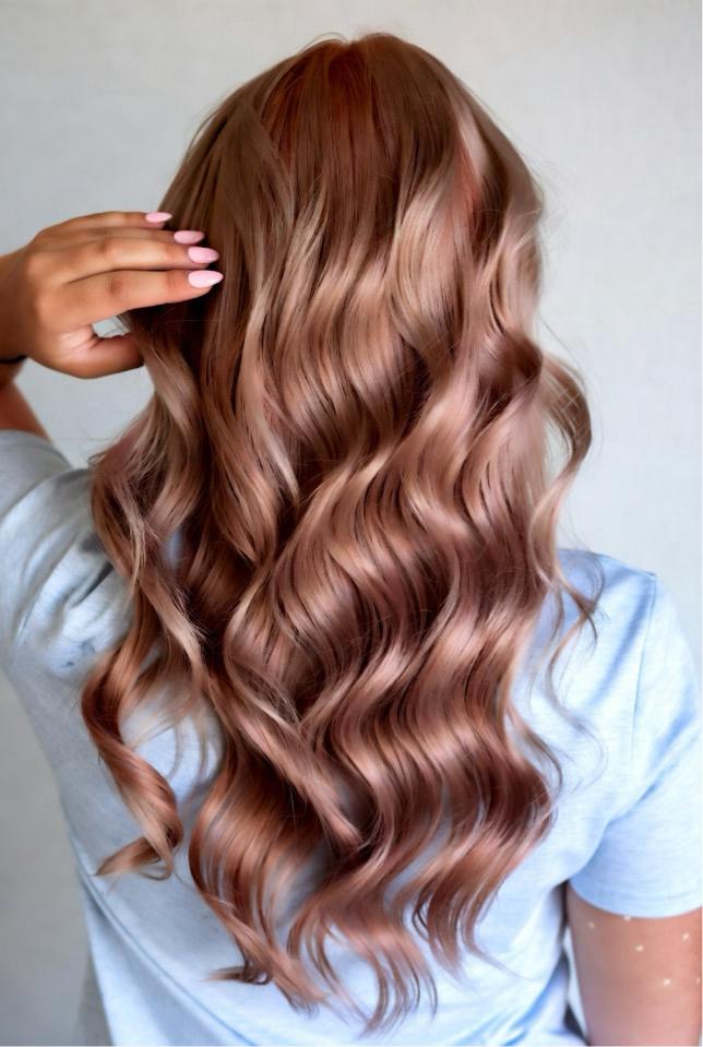 Winter Blonde Hair: 15 Trendy Shades & Stylist Tips for 2025