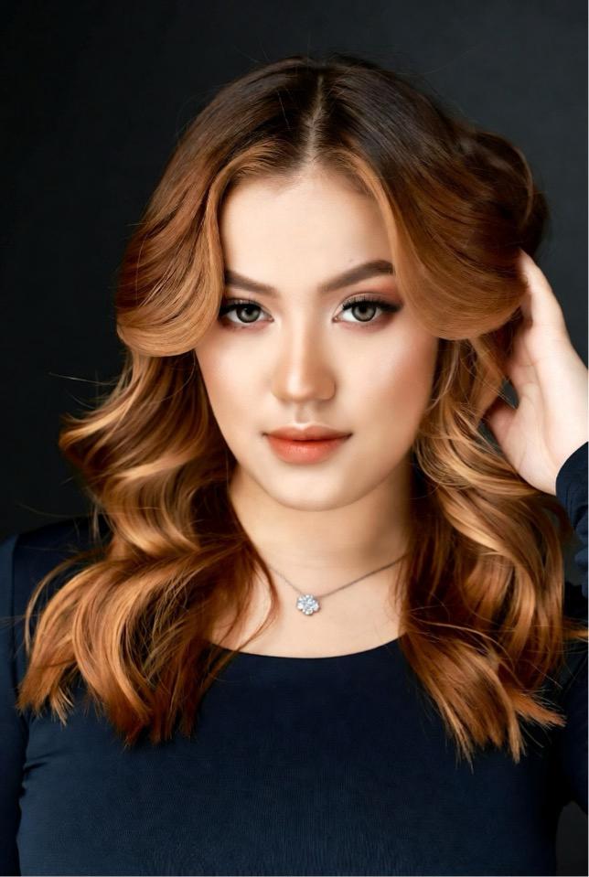 Winter Blonde Hair: 15 Trendy Shades & Stylist Tips for 2025