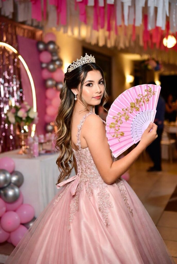 15 Quinceañera Hairstyles That Are Elegant, Trendy & Picture-Perfect
