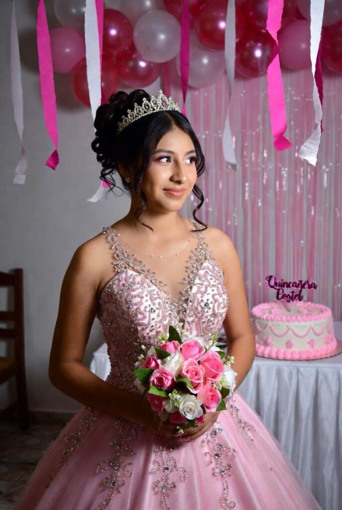 15 Quinceañera Hairstyles That Are Elegant, Trendy & Picture-Perfect