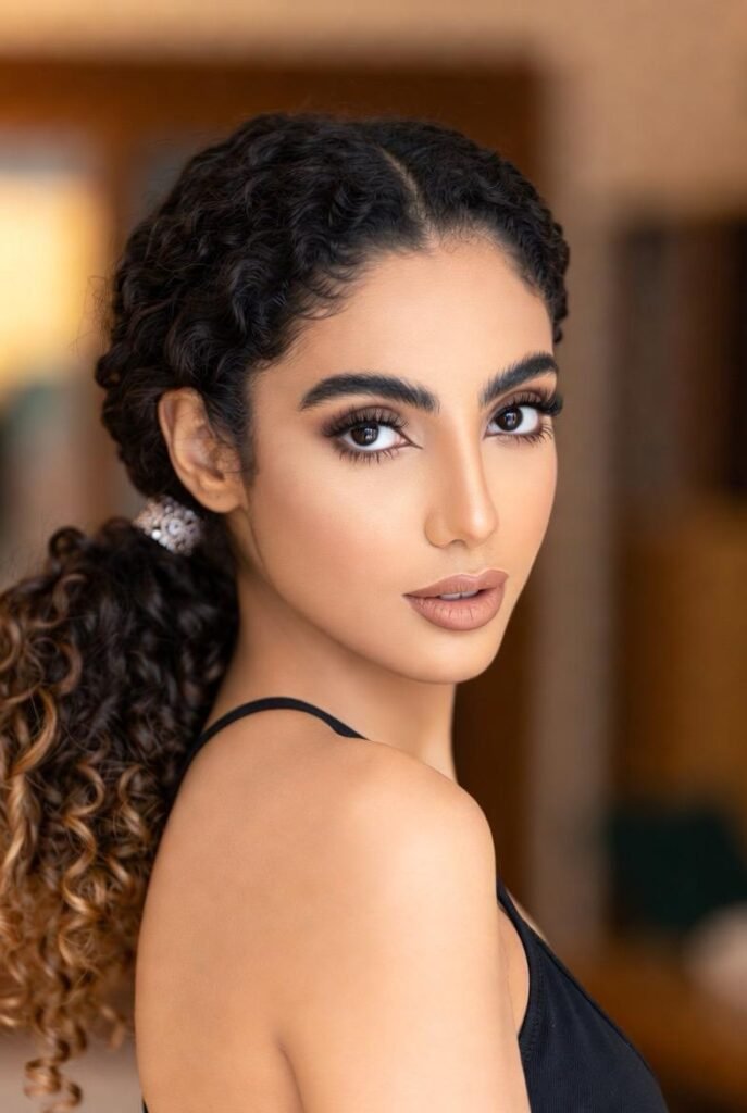 Fancy Curly Hairstyles: 12 Breathtaking Looks That Will Steal Every Room You Walk Into