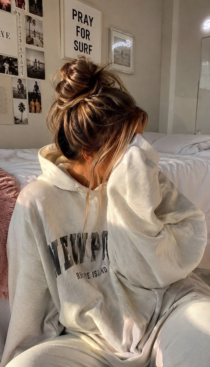 Hoodie Hairstyles: 12 Easy & Cute Looks That Actually Work with Your Favorite Hoodie