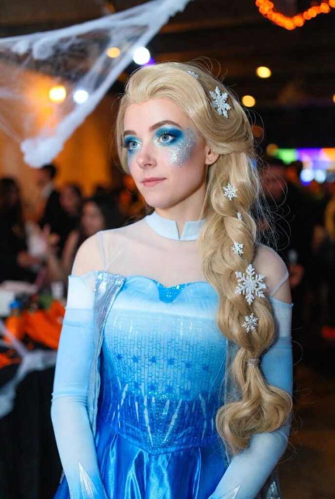 10 Halloween Hairstyles for Women Inspired by Iconic Characters