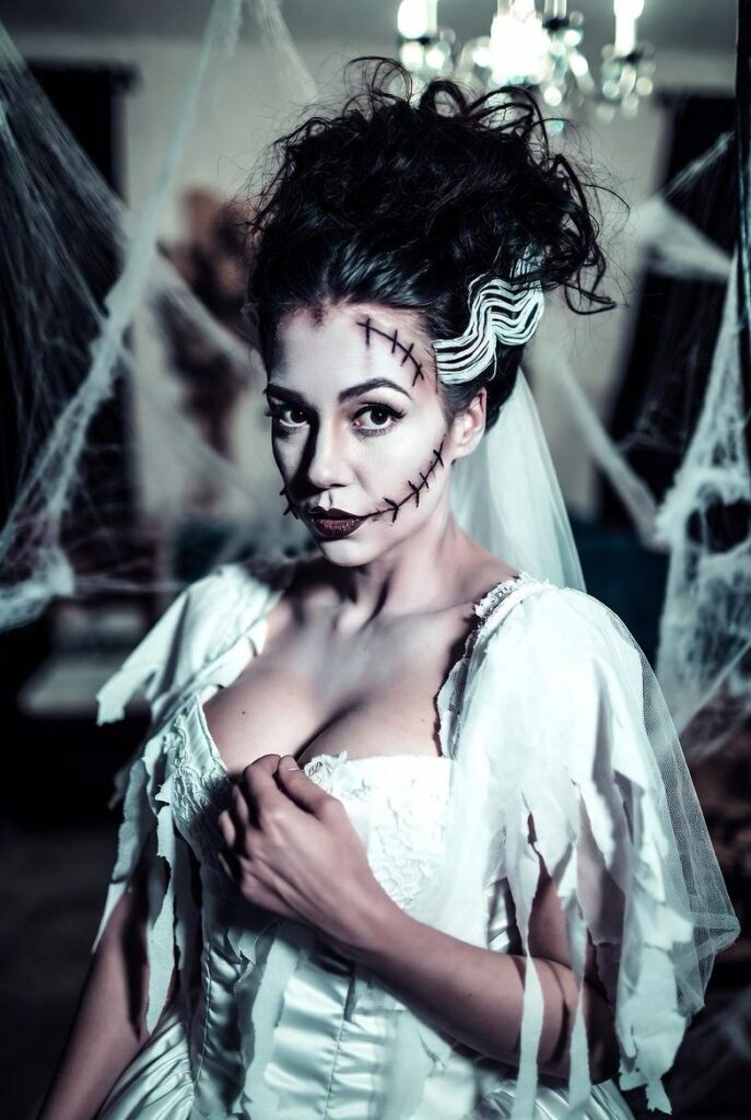 10 Halloween Hairstyles for Women Inspired by Iconic Characters